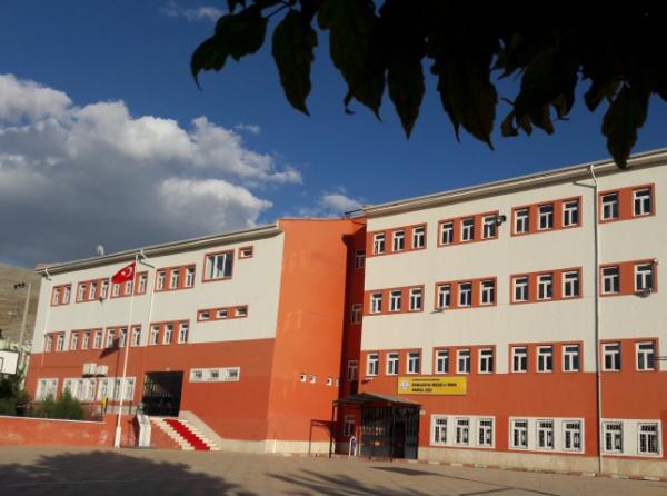 Karaelbistan Mesleki ve Teknik Anadolu Lisesi Fotoğrafı